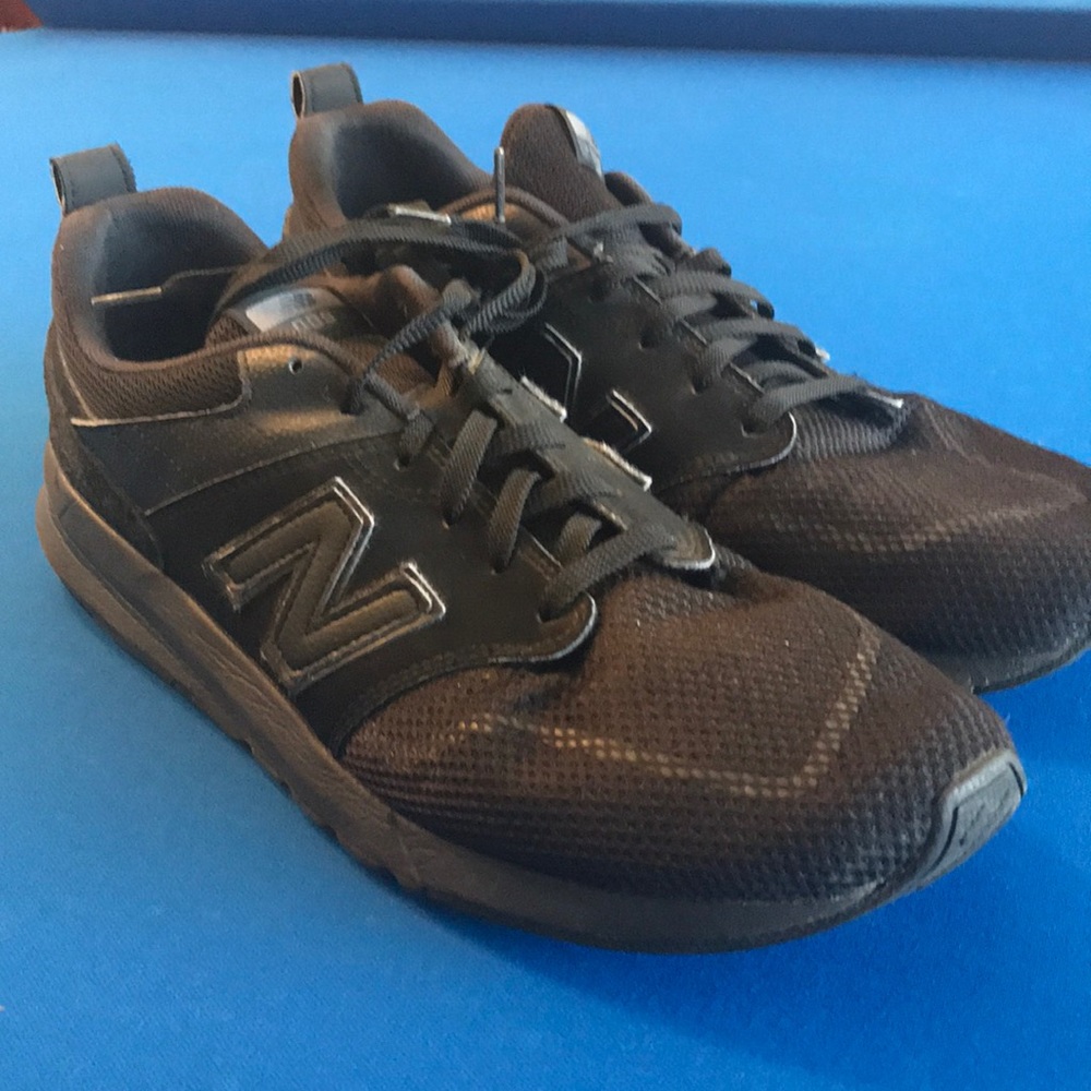 Black New balance 009